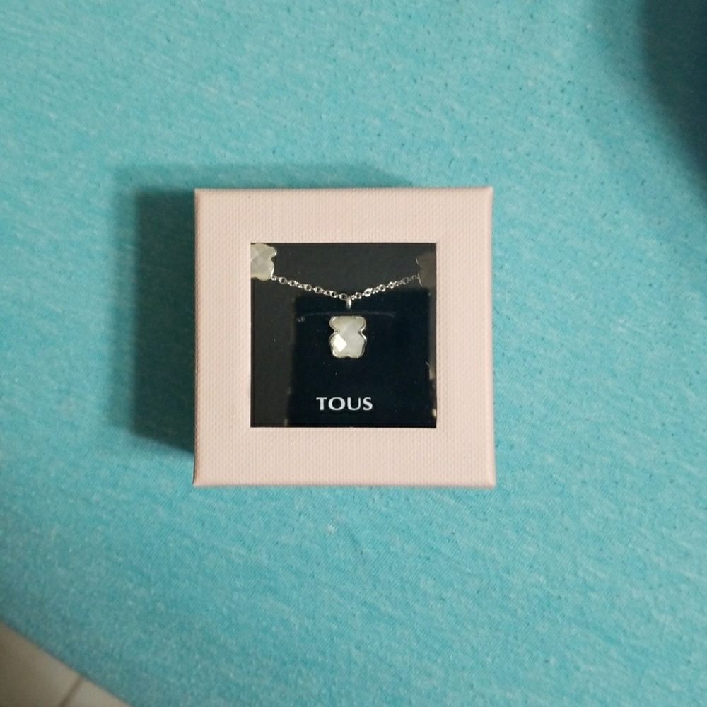 Tous set
